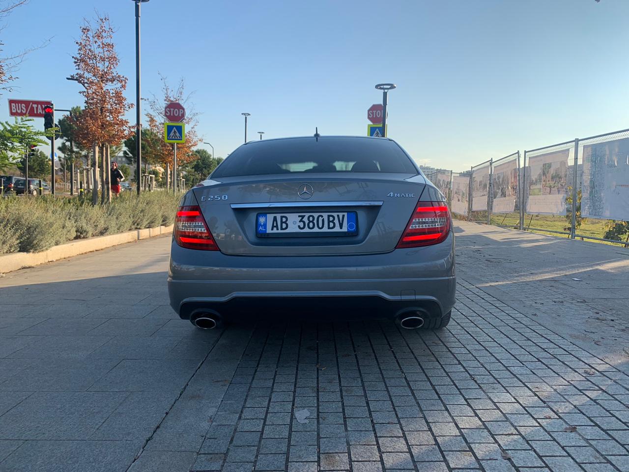 Shitet Mercedez Benz C Clas 2012