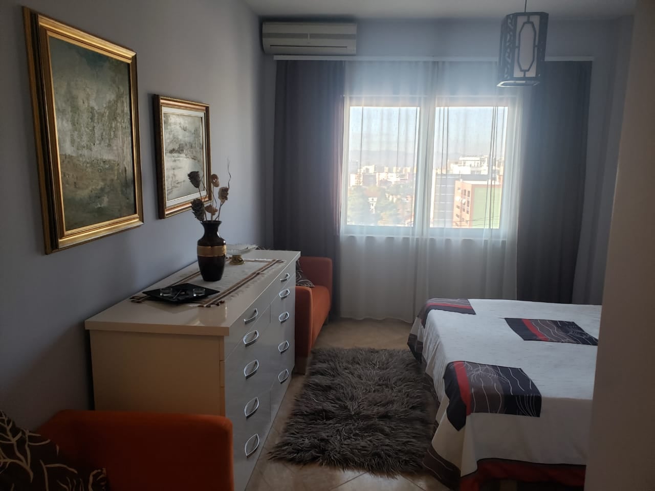 Apartament per Qira