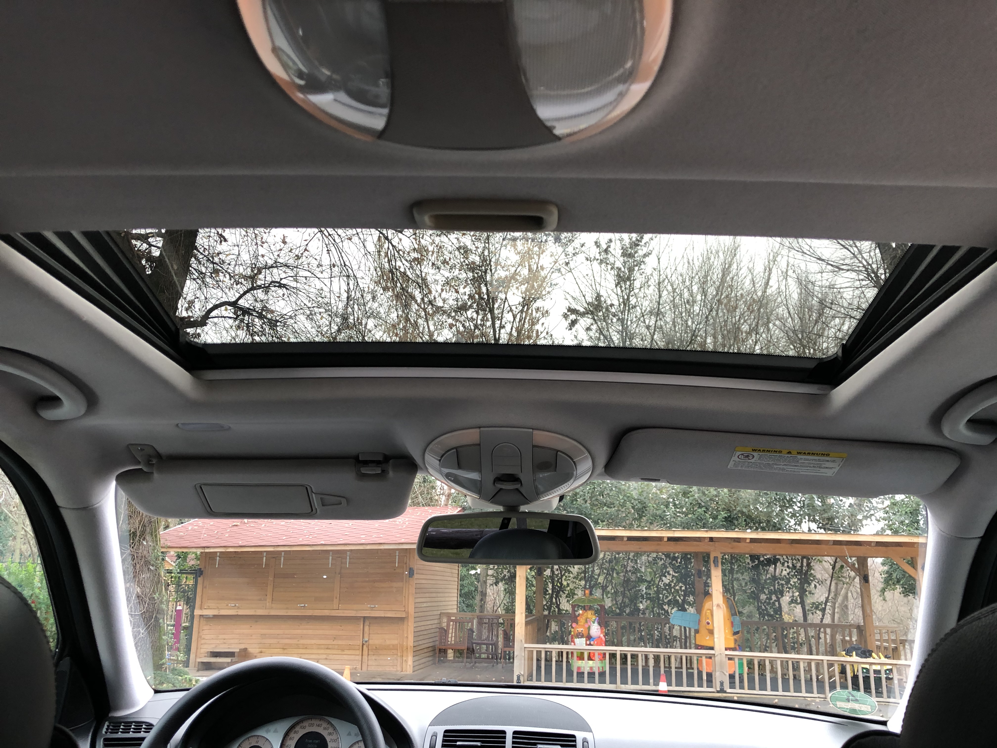 Shitet mercedes benz E class 280 EVO