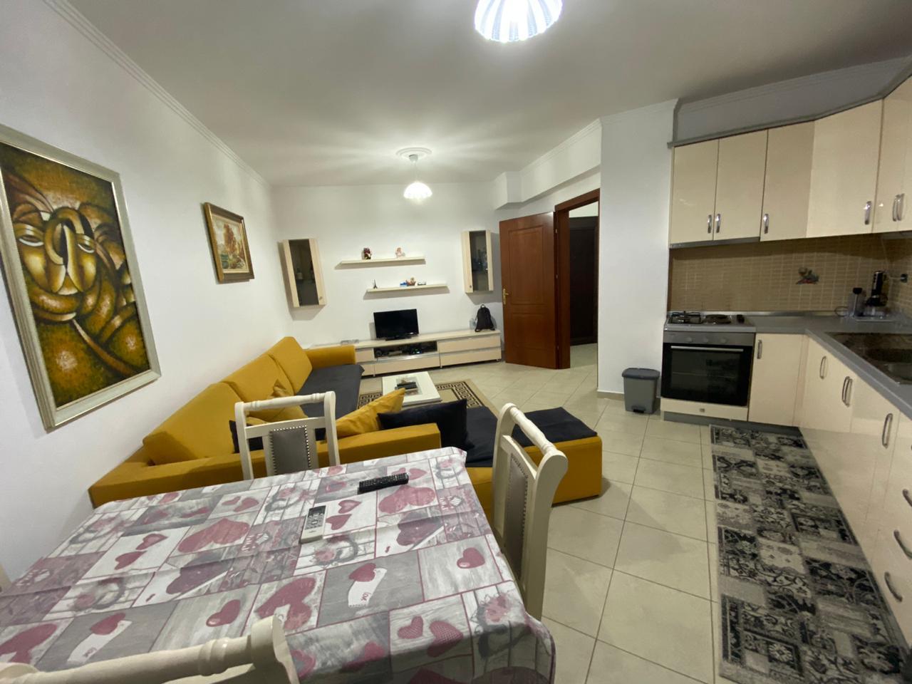 Apartament per Shitje 1+1