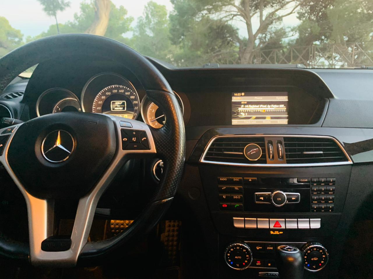 Shitet Mercedes Benz C Class 2012
