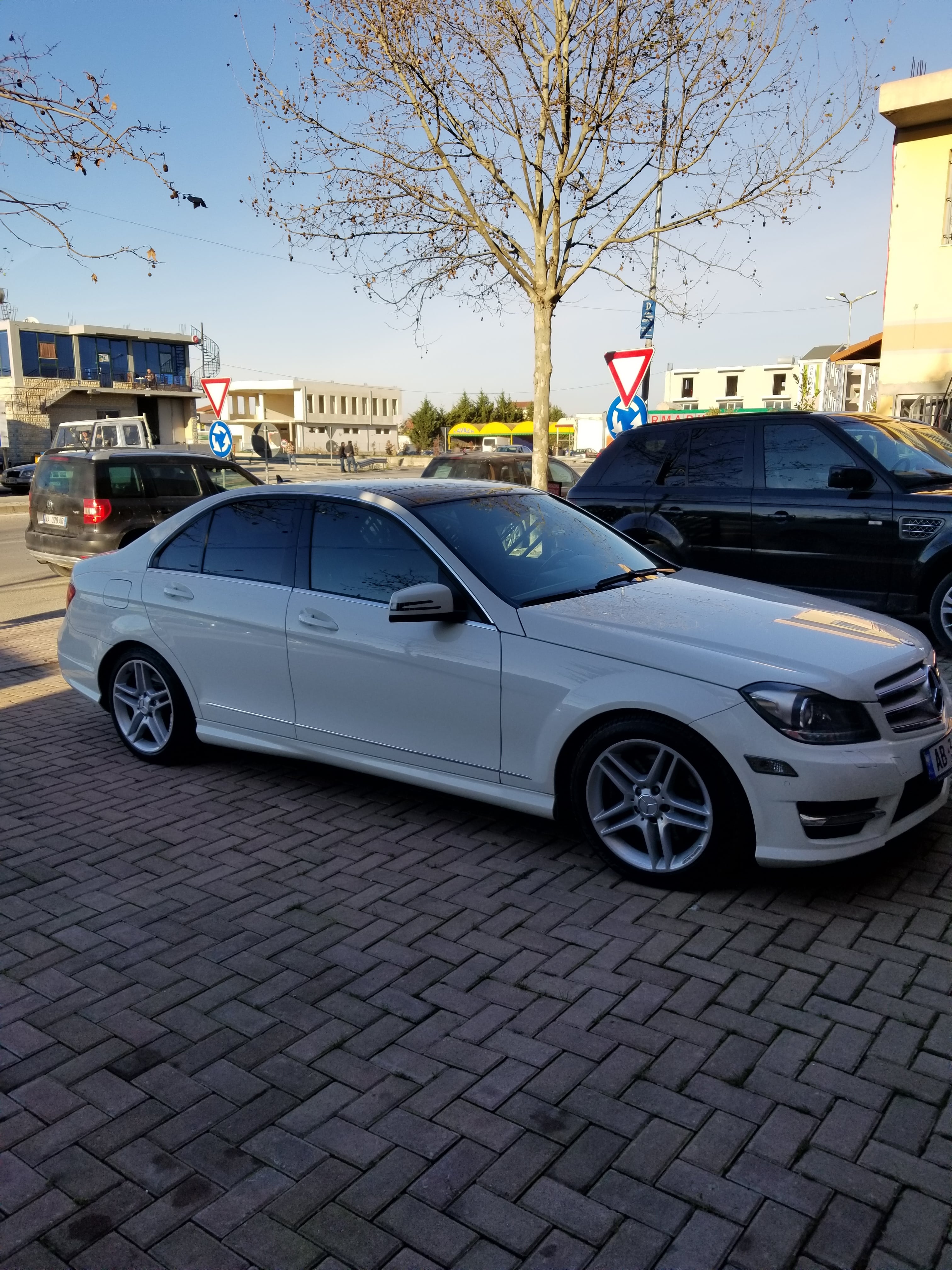 Shitet C300 viti 2012