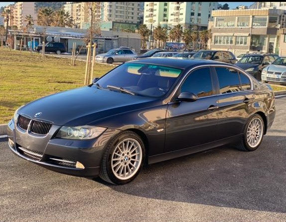 Shitet BMW 330I 