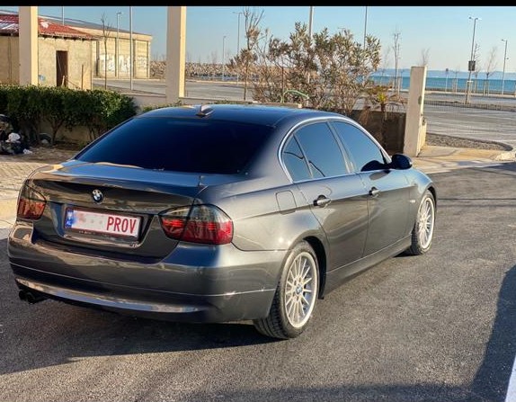Shitet BMW 330I 