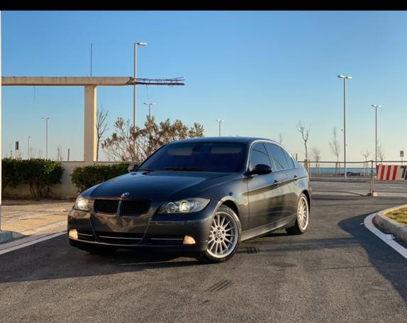 Shitet BMW 330I 