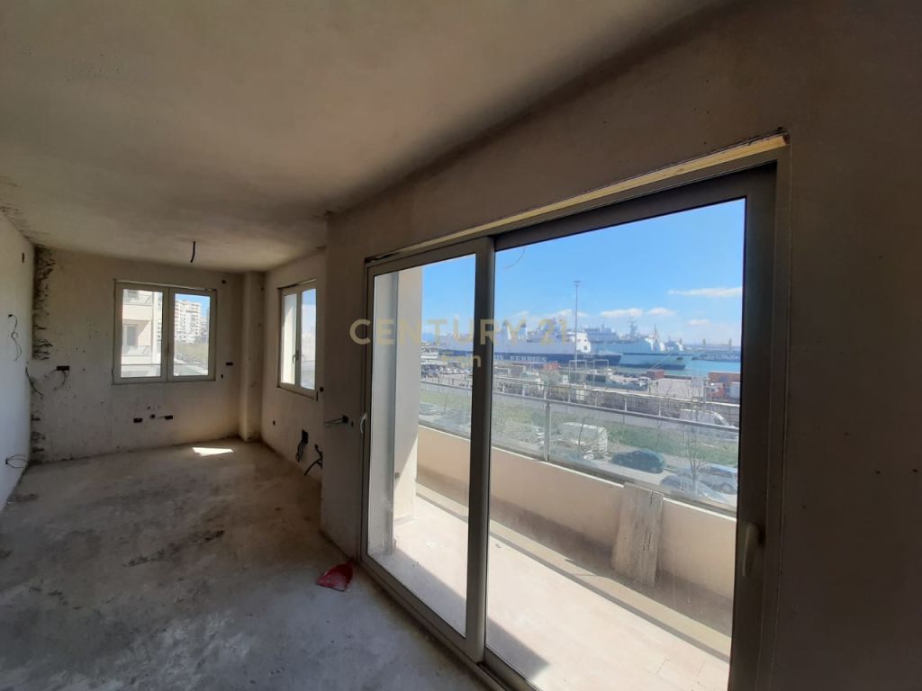 SHITET APARTAMENT 2+1 PAMJE DETI RRUGA PORTIT