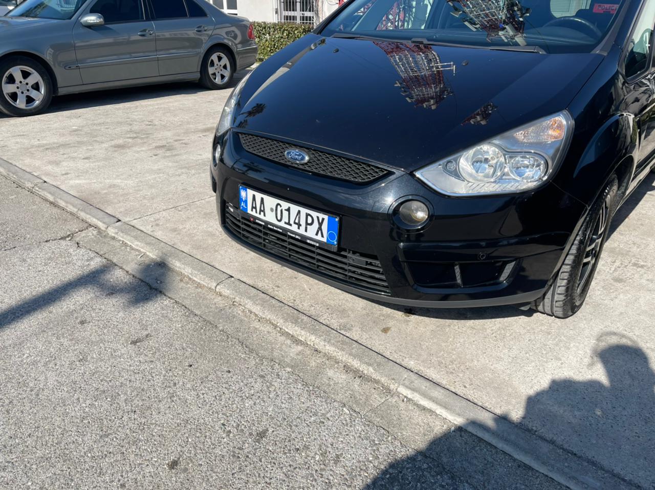 Shitet Ford S Max 6+1
