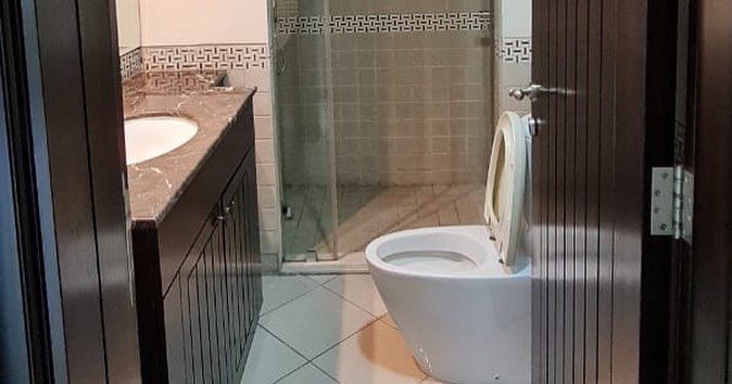 Okazion shitet Vile ne Dubai