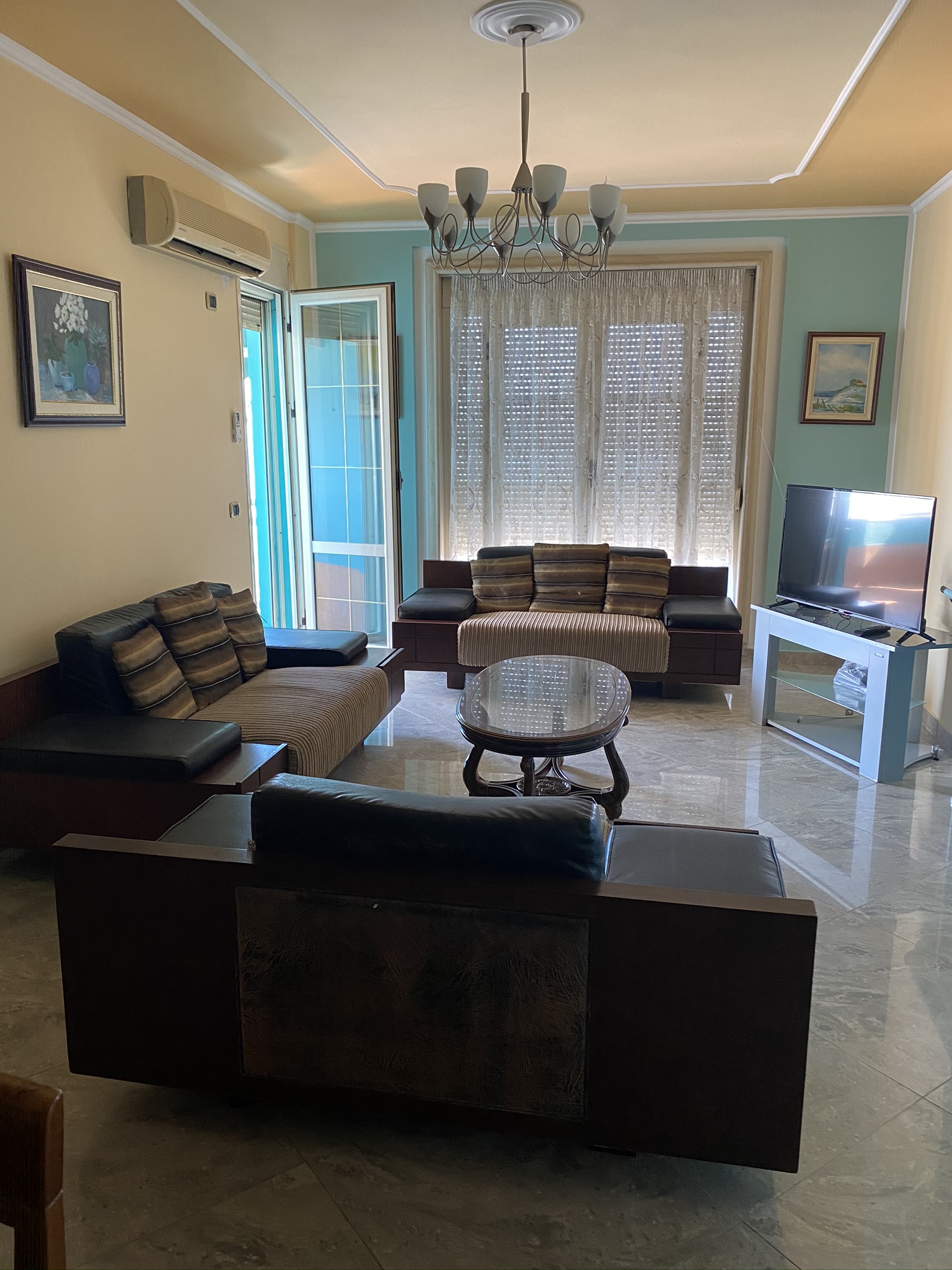 Apartamente me qira ne plazh  Durres