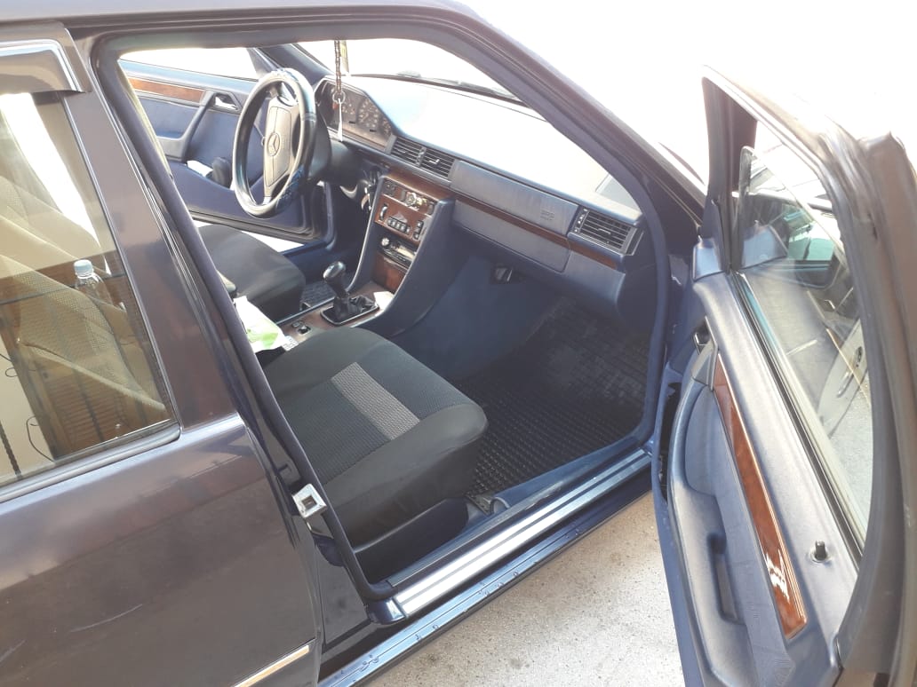 Shitet Mecedes Benz    E Class