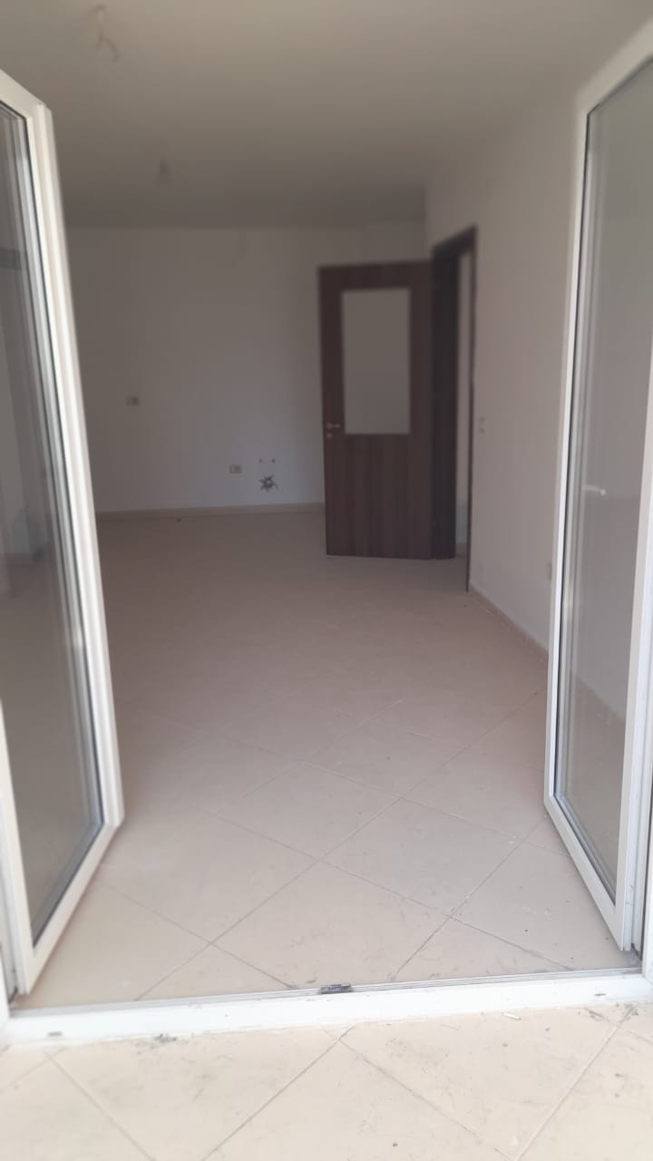 Okazion! Shitet apartament 850Eurom2