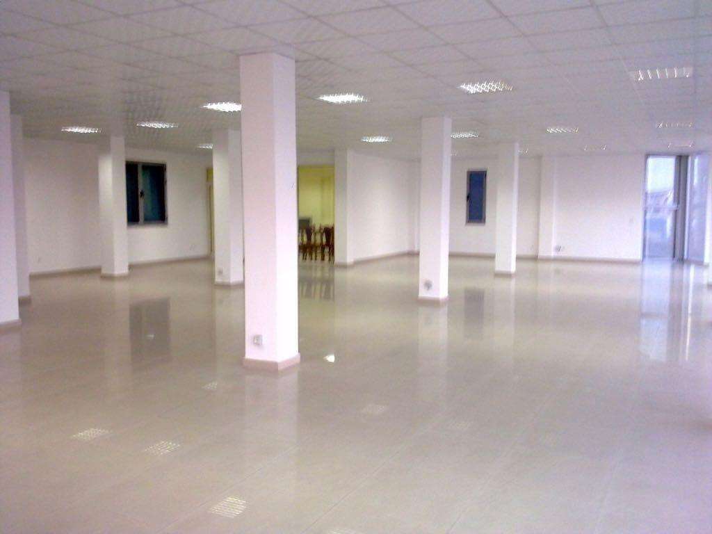 Shitet Ambient Biznesi 4kate tek Ura Dajlanit