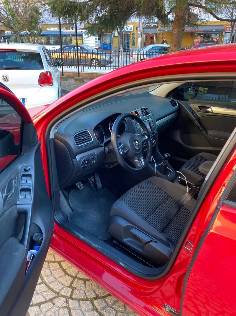 Okazion shitet Golf 6 2010 Benzin Gas
