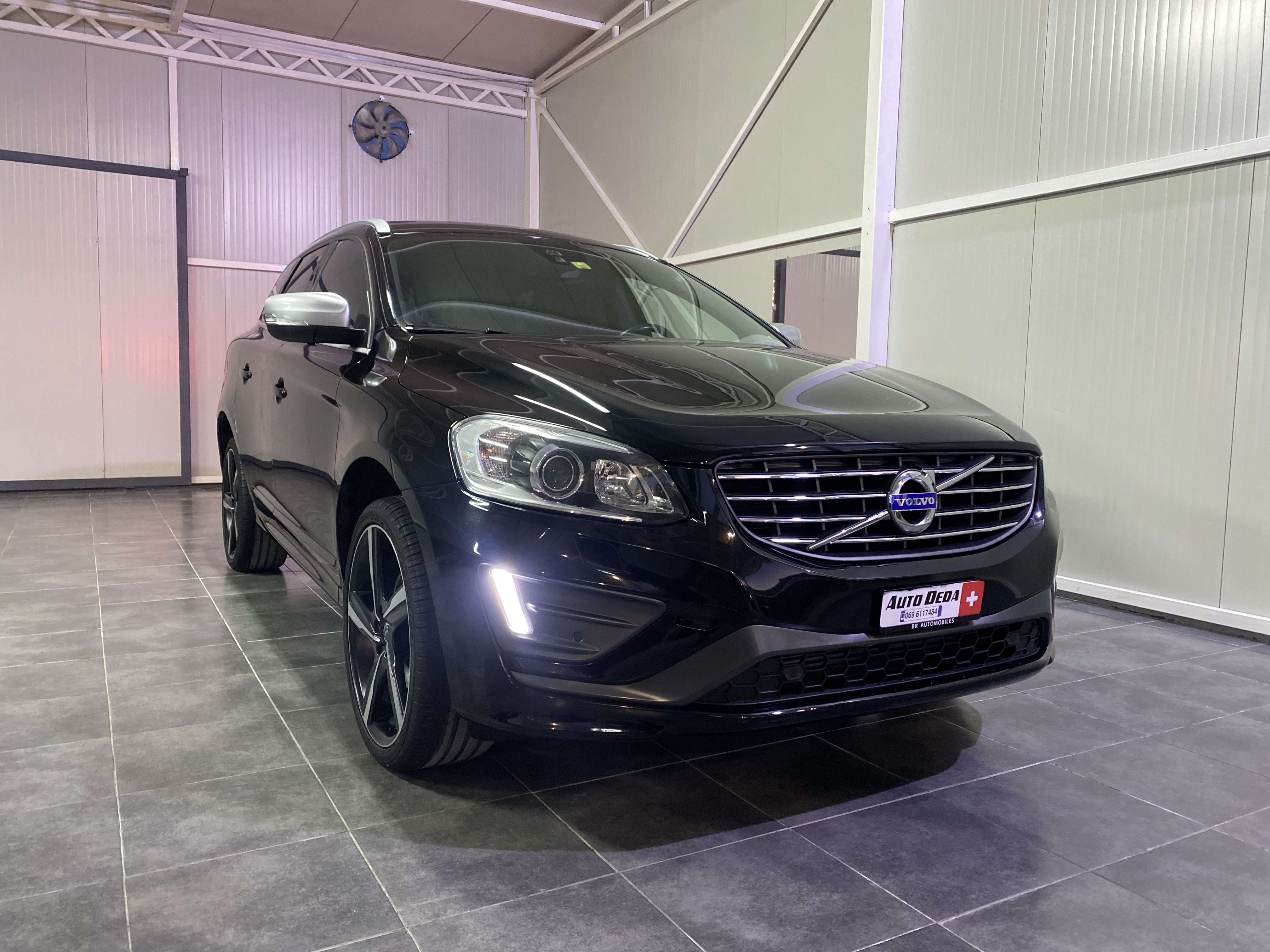 Volvo XC60 D4 AWD R Design 5 Pistona Zvicra