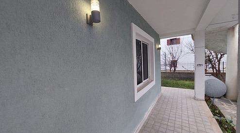 Shitet Vile 3kateshe te Kryqi Kuq Durres