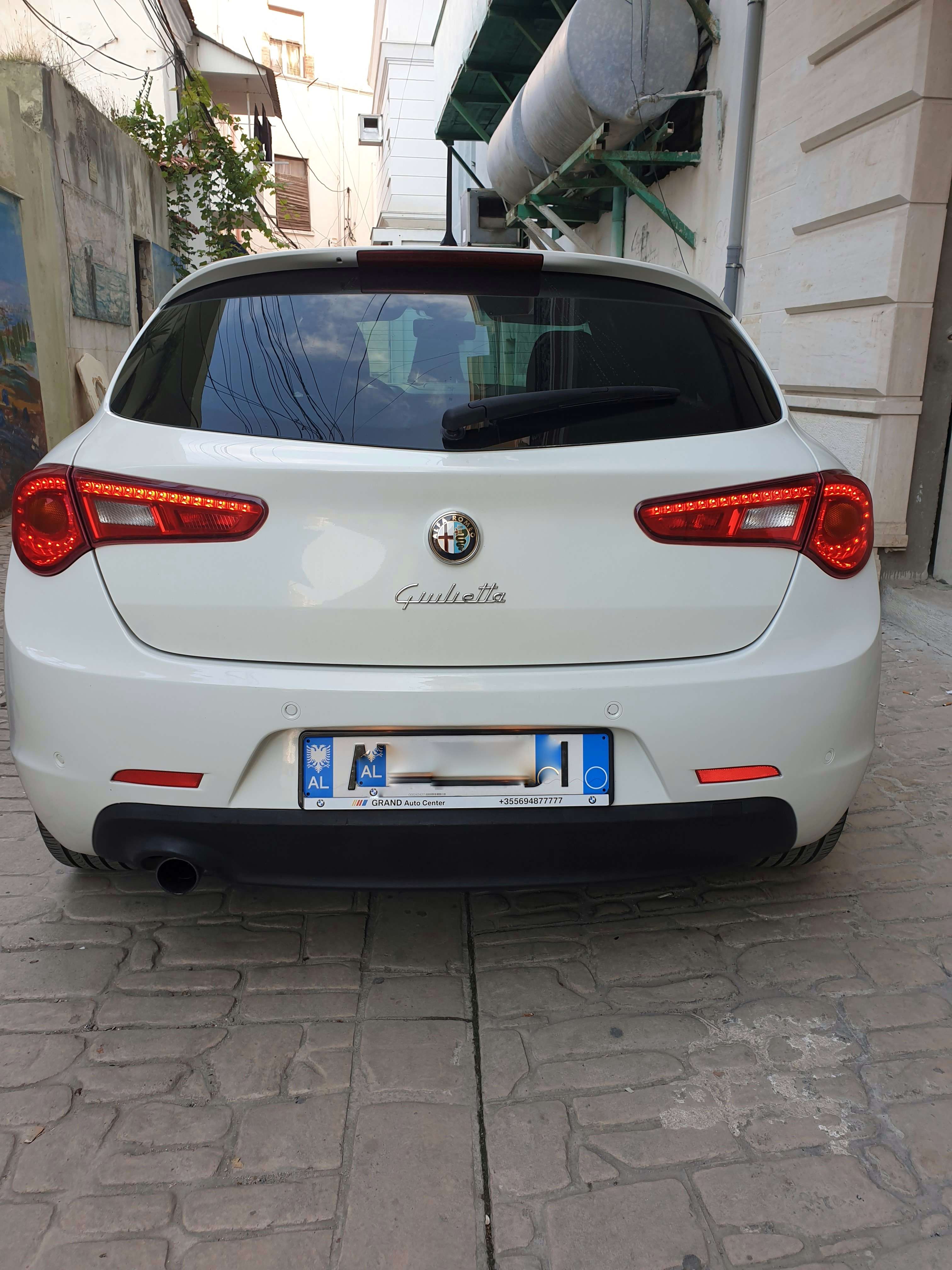 OKAZION Alfa Romeo Giulieta Automatike