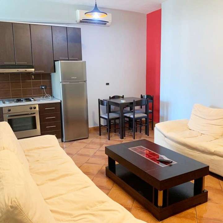 Jepet Apartamenti me qera