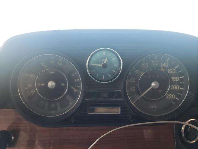 Okazion shitet MERCEDES BENZ 250 i vitit 1976