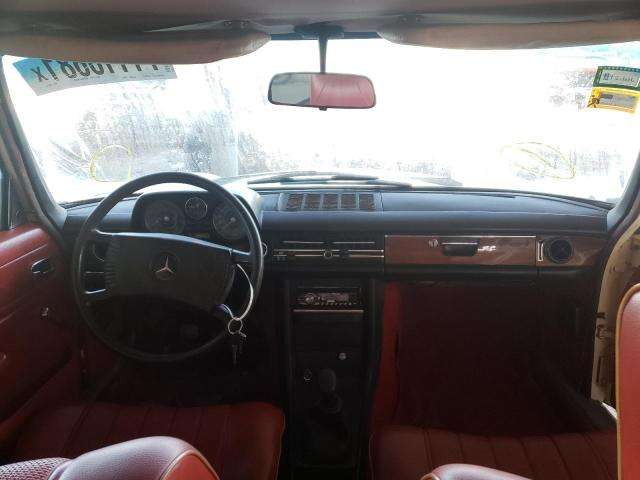 Okazion shitet MERCEDES BENZ 250 i vitit 1976