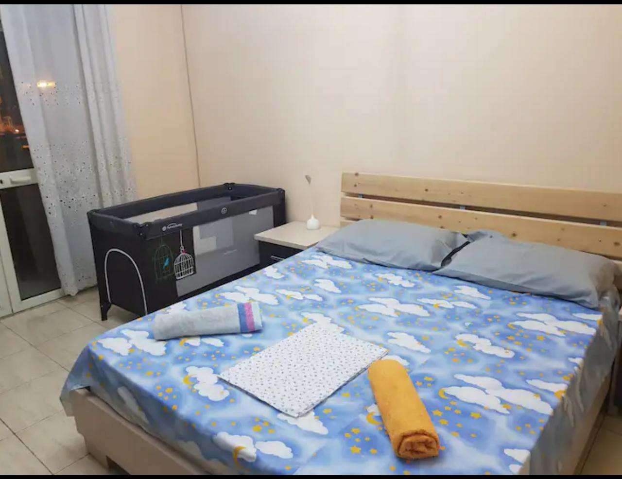 JEPET ME QIRA APARTAMENT 2+1 ME PAMJE DETI 