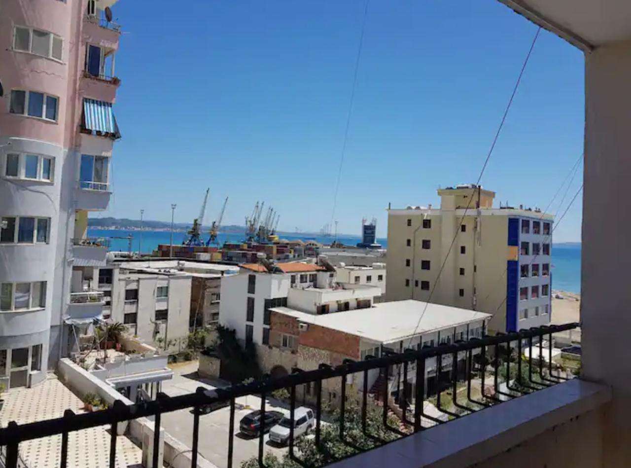 JEPET ME QIRA APARTAMENT 2+1 ME PAMJE DETI JEPET ME QIRA APARTAMENT 2+1 ME PAMJE DETI