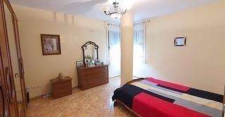 Shitet apartament 3+1 ne qender te Durresit