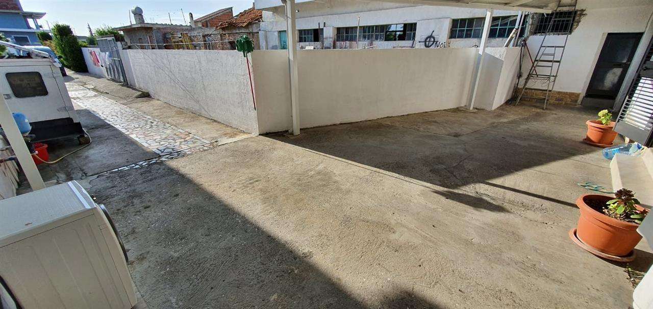 Shitet Lokal Dasmash + Shtepi Private