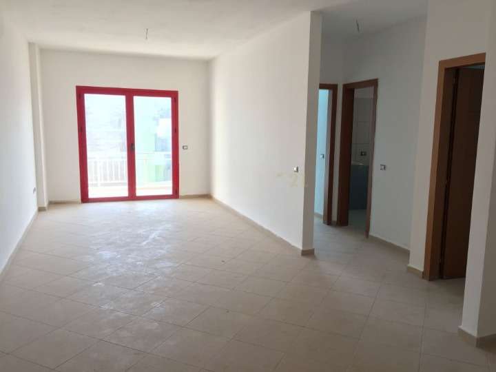 DURRES SHITET APARTAMENTe 2+1