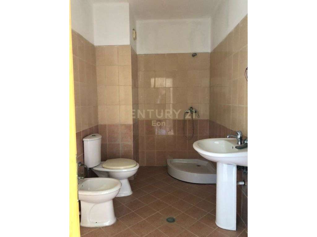 SHITET APARTAMENT 2+1+2 NE PLAZH!