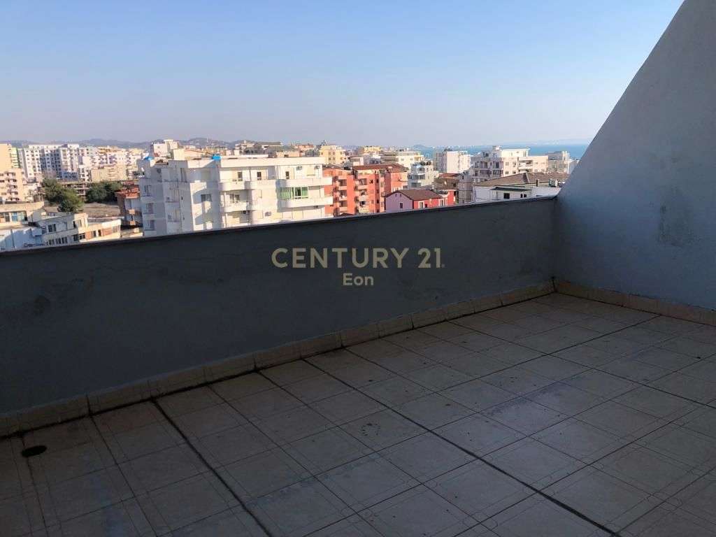 SHITET APARTAMENT 2+1+2 NE PLAZH!