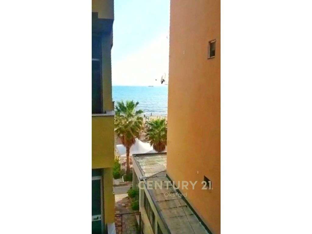 SHITET APARTAMENT 1+1 PRANE PISTES ILIRIA !