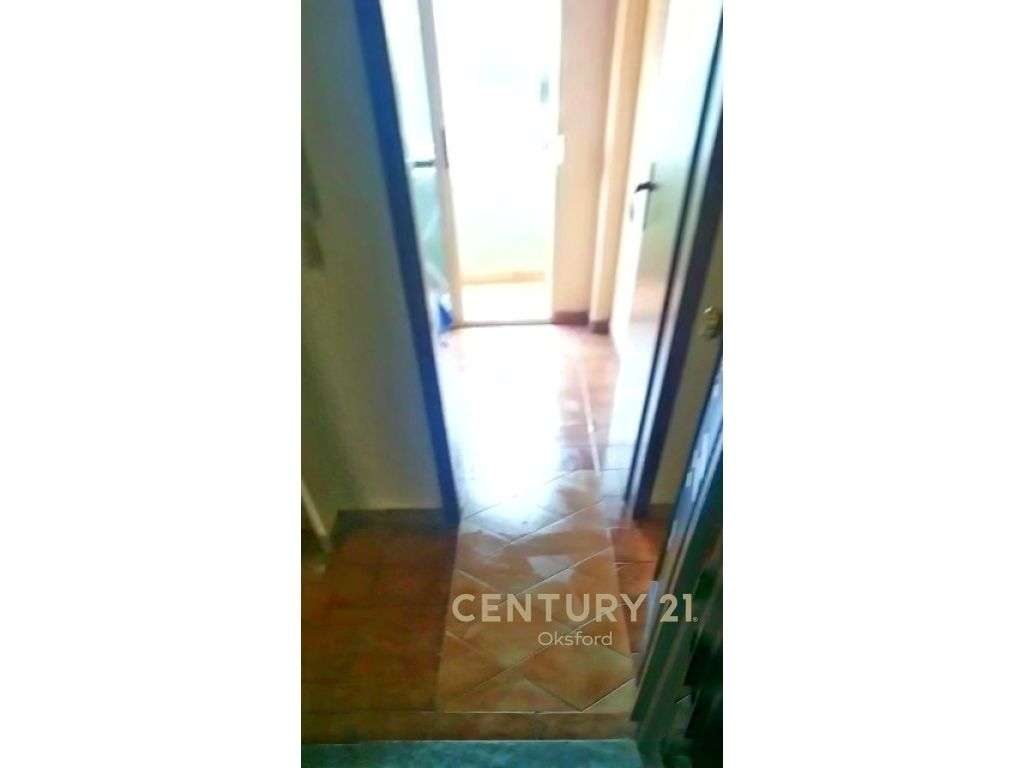 SHITET APARTAMENT 1+1 PRANE PISTES ILIRIA !