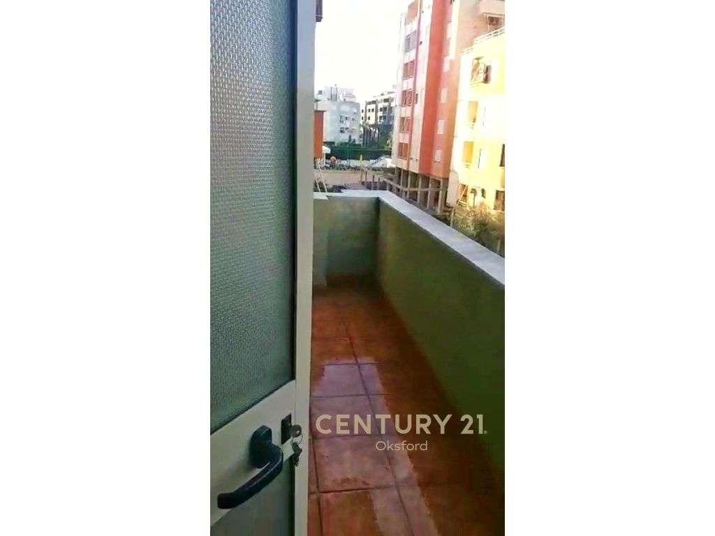 SHITET APARTAMENT 1+1 PRANE PISTES ILIRIA !