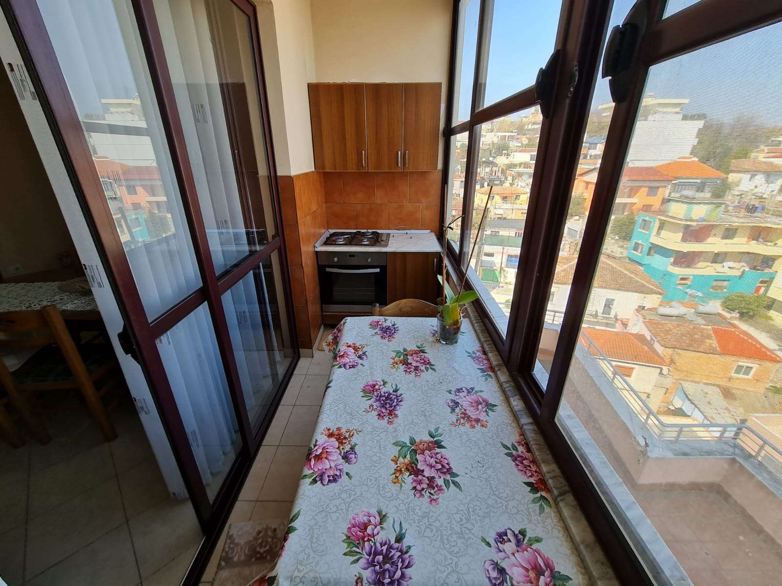 JEPET ME QIRA APARTAMENT 2+1 PRANE “2 GJELAVE