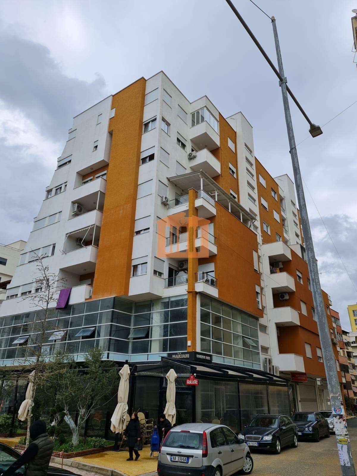 SHITET APARTAMENT 1+1+VERANDE NE PLAZH!
