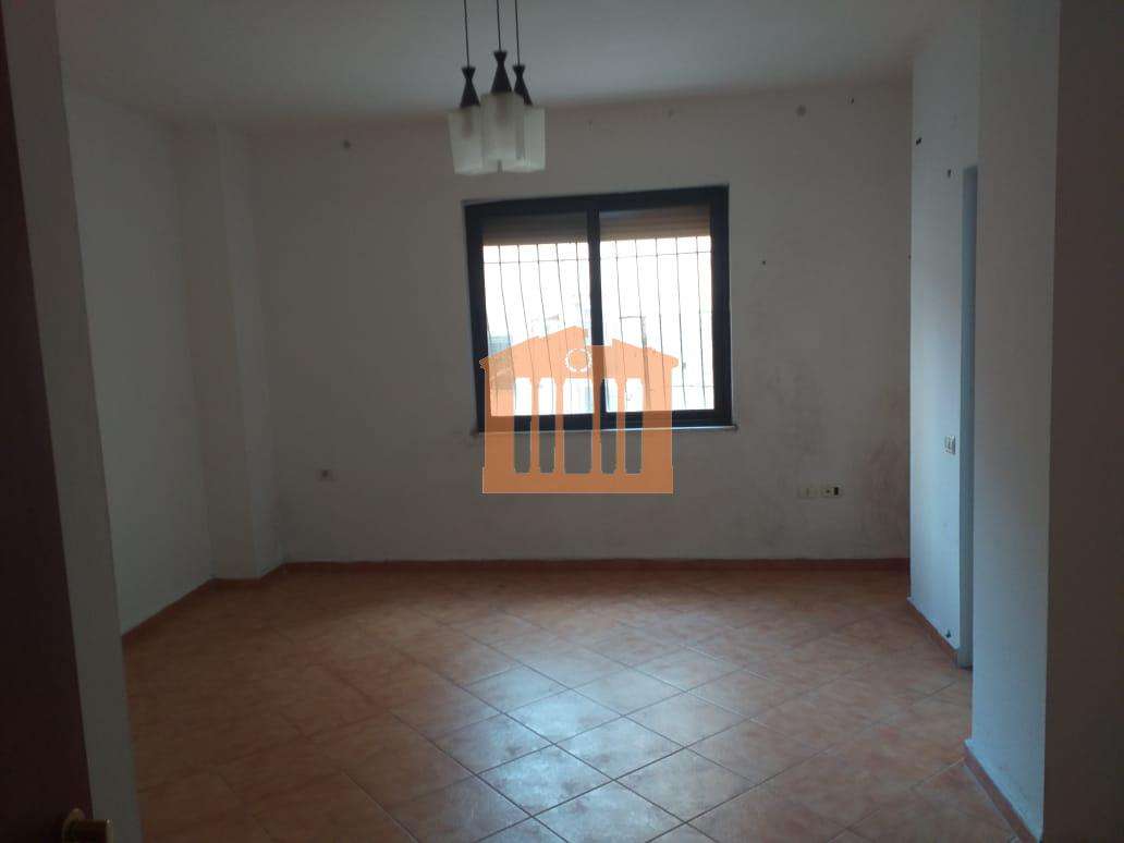 JEPET ME QIRA APARTAMENT 2+1 TE BASHKIA!
