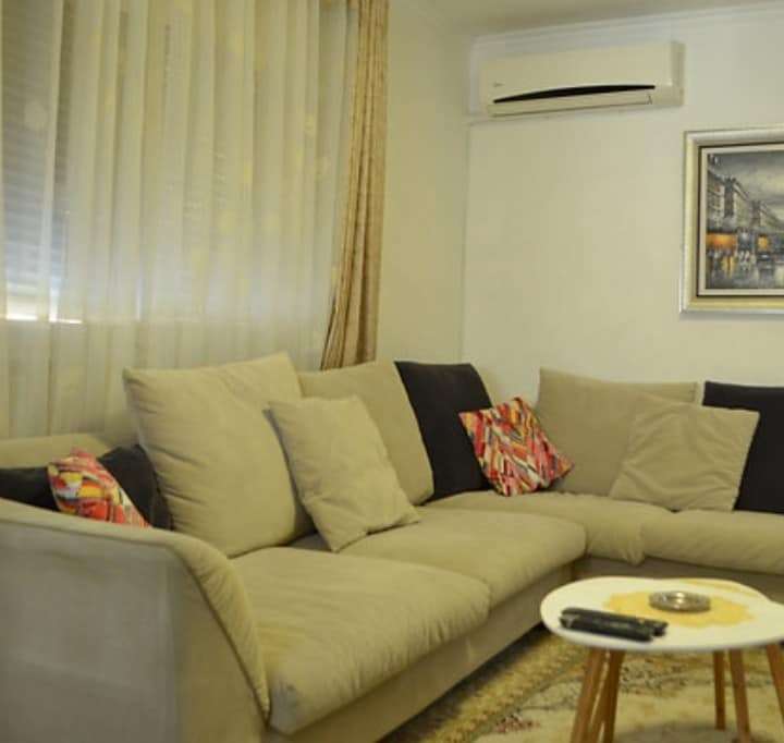  Shitet Apartament 2+1, tek Rruga 