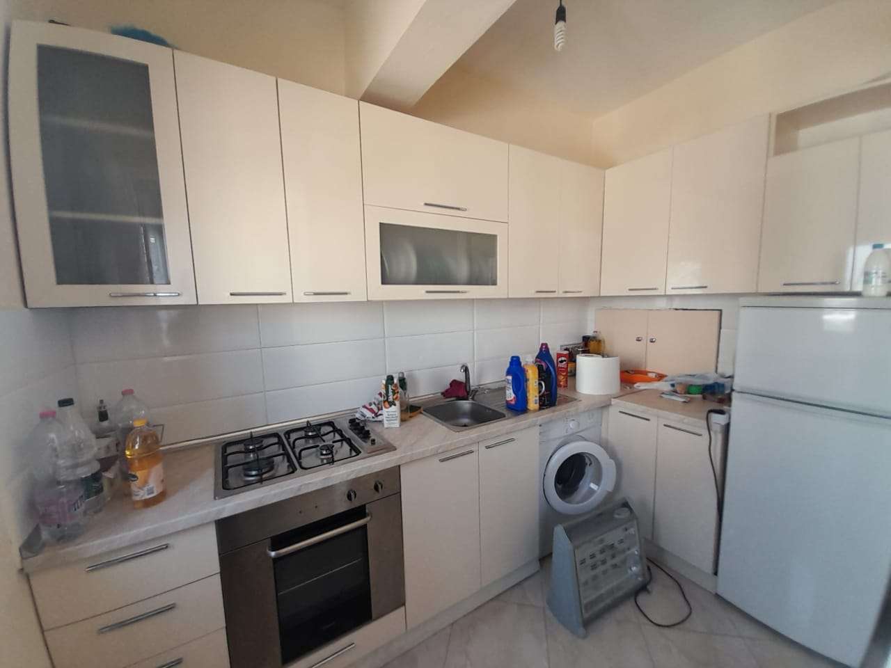 SHITET APARTAMENT 1+1 QENDER