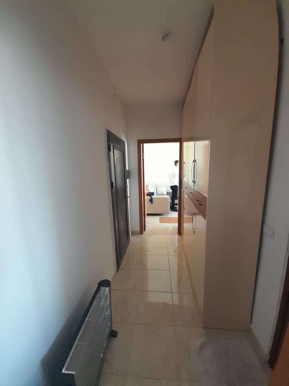 SHITET APARTAMENT 1+1 QENDER