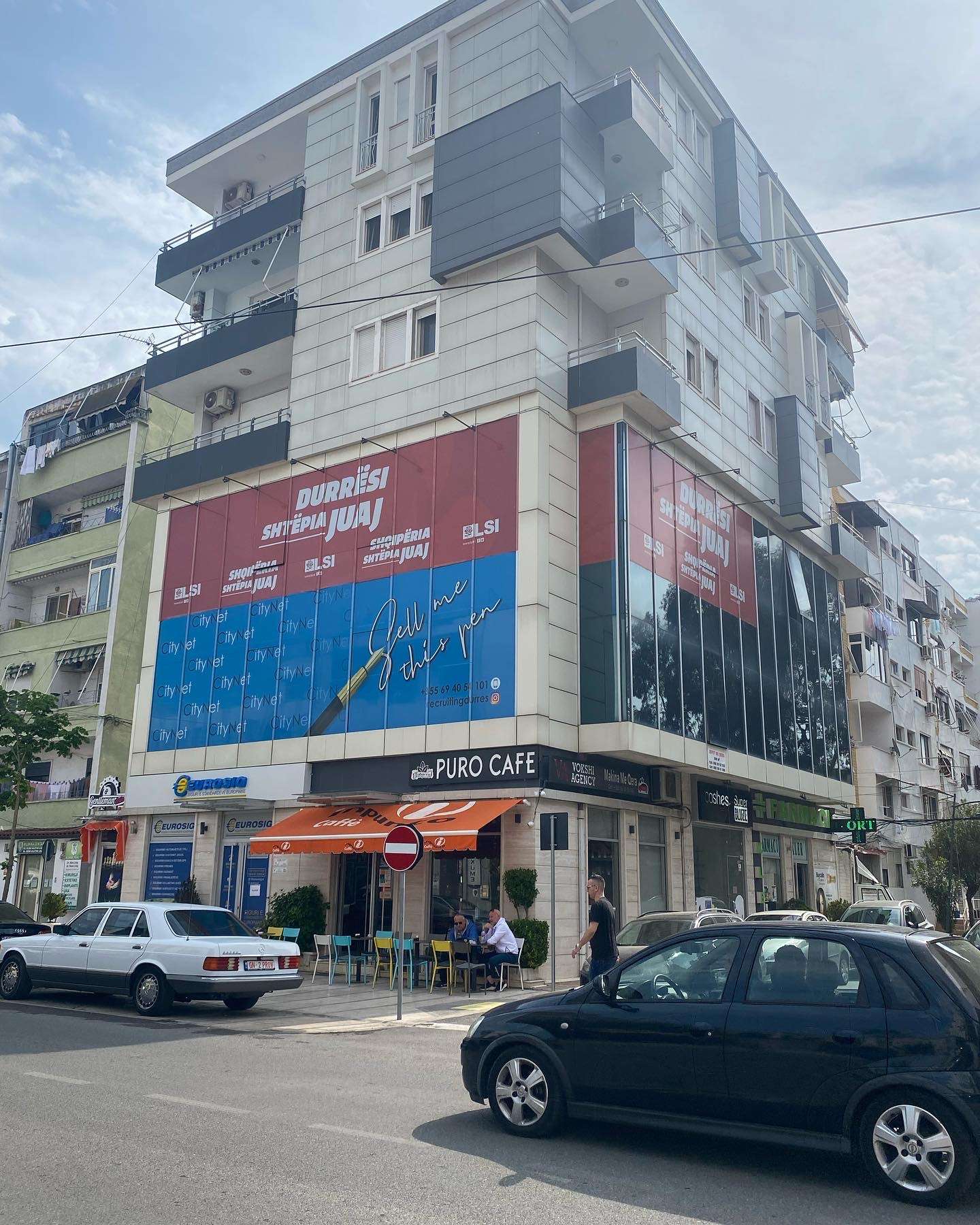 Ambient biznesi me qira 200m2