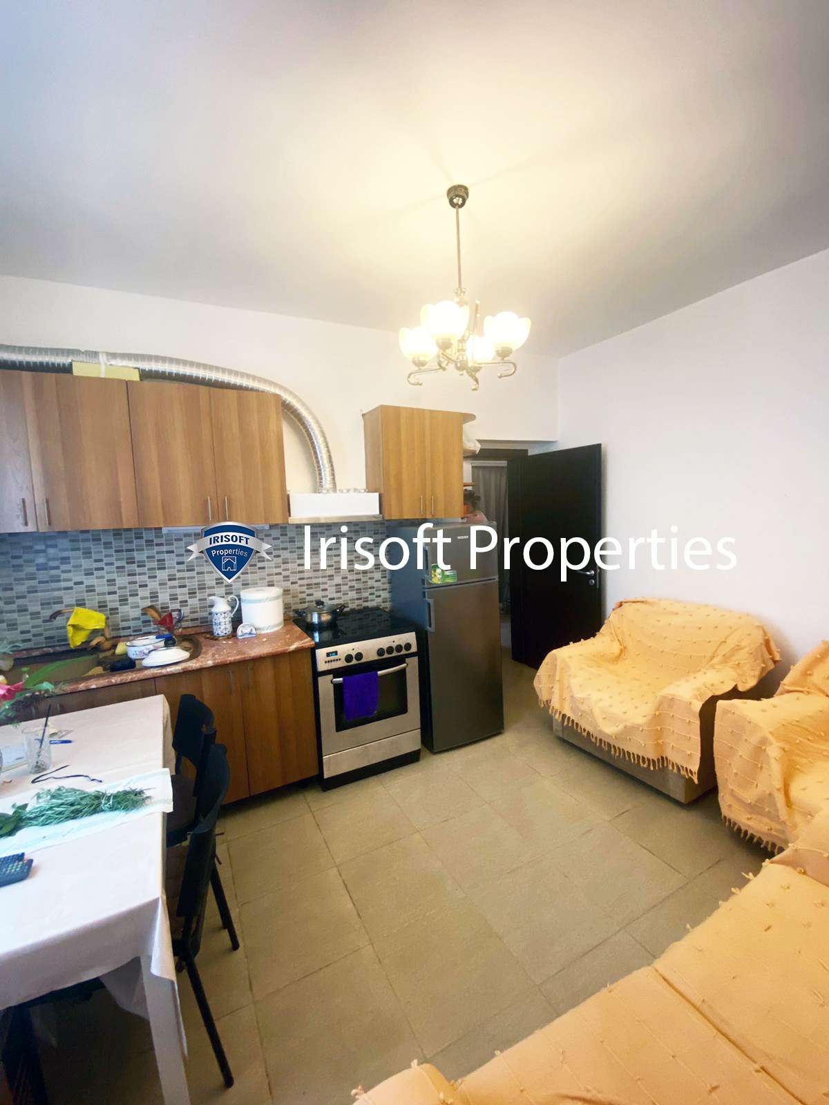 Jepet Apartamenti me qera 2+1 