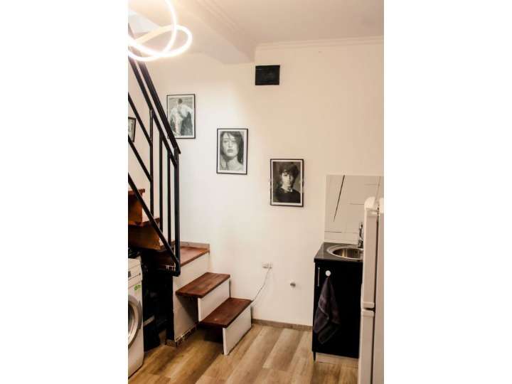 SHITET DUPLEX 1+1 RRUGA E BARRIKADAVE