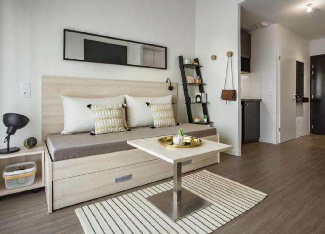 apartament i mobiluar